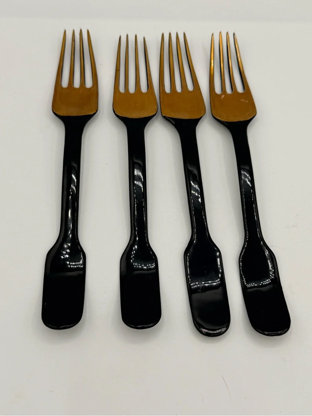 Vintage Japanese Black Lacquerware 15-Pc Set - Hand-Painted Gold Maki-e image